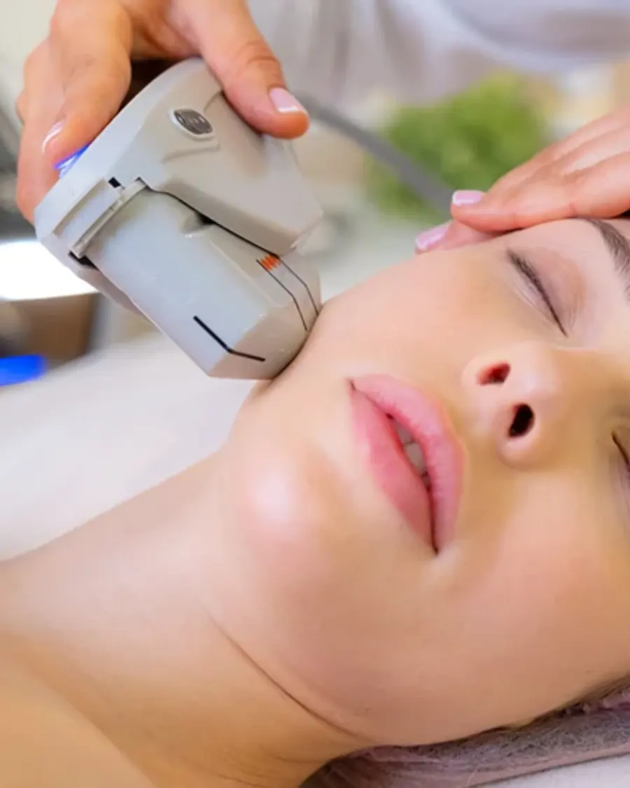 Advanced Non-Surgical Skin Lifting with HIFU at Cinch Clinics